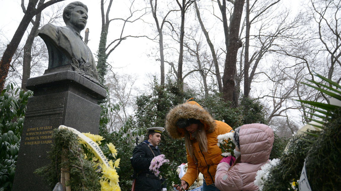 Варненци се поклониха пред Апостола