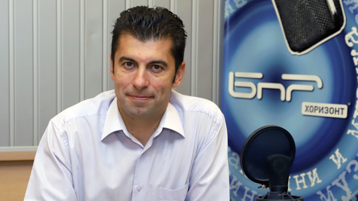 Кирил Петков