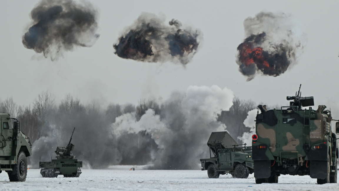 Демонстрация на автономни системи за борба с дронове на полигон в Полша, 19 февруари 2026 г.