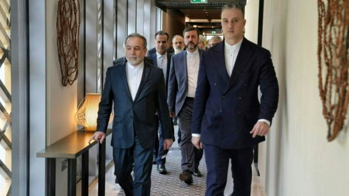 Оман: Преговорите между Иран и САЩ бяха "ползотворни и ще продължат"