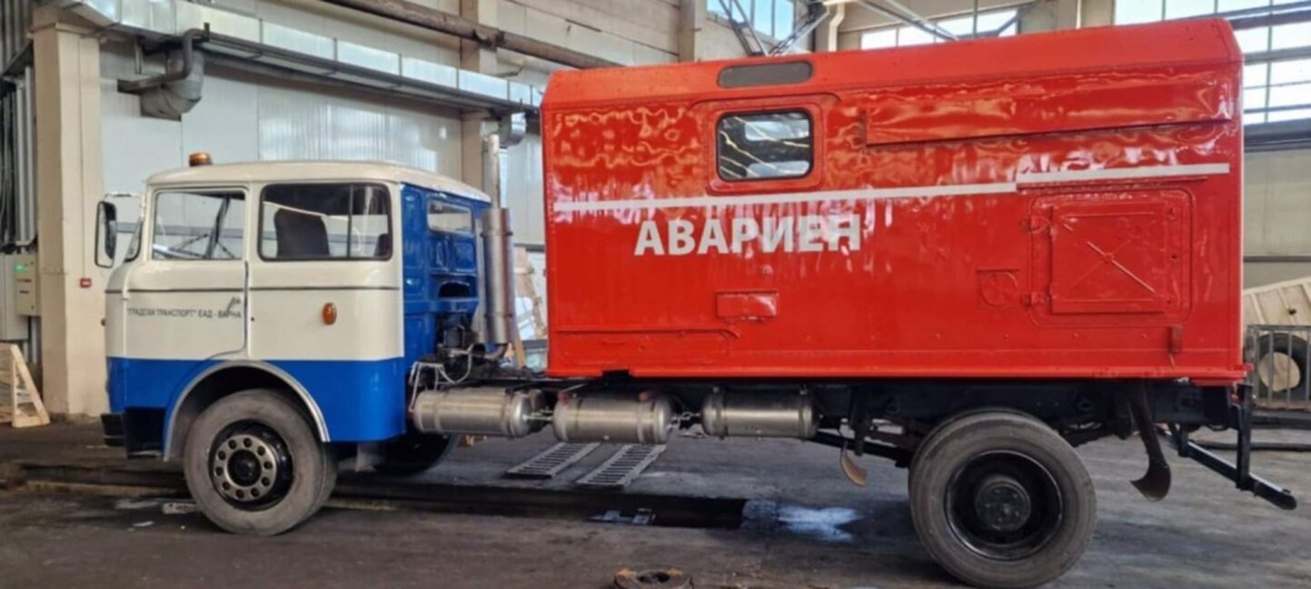 Скоро пенсионират стария авариен автомобил "Чавдар" на градския транспорт във Варна