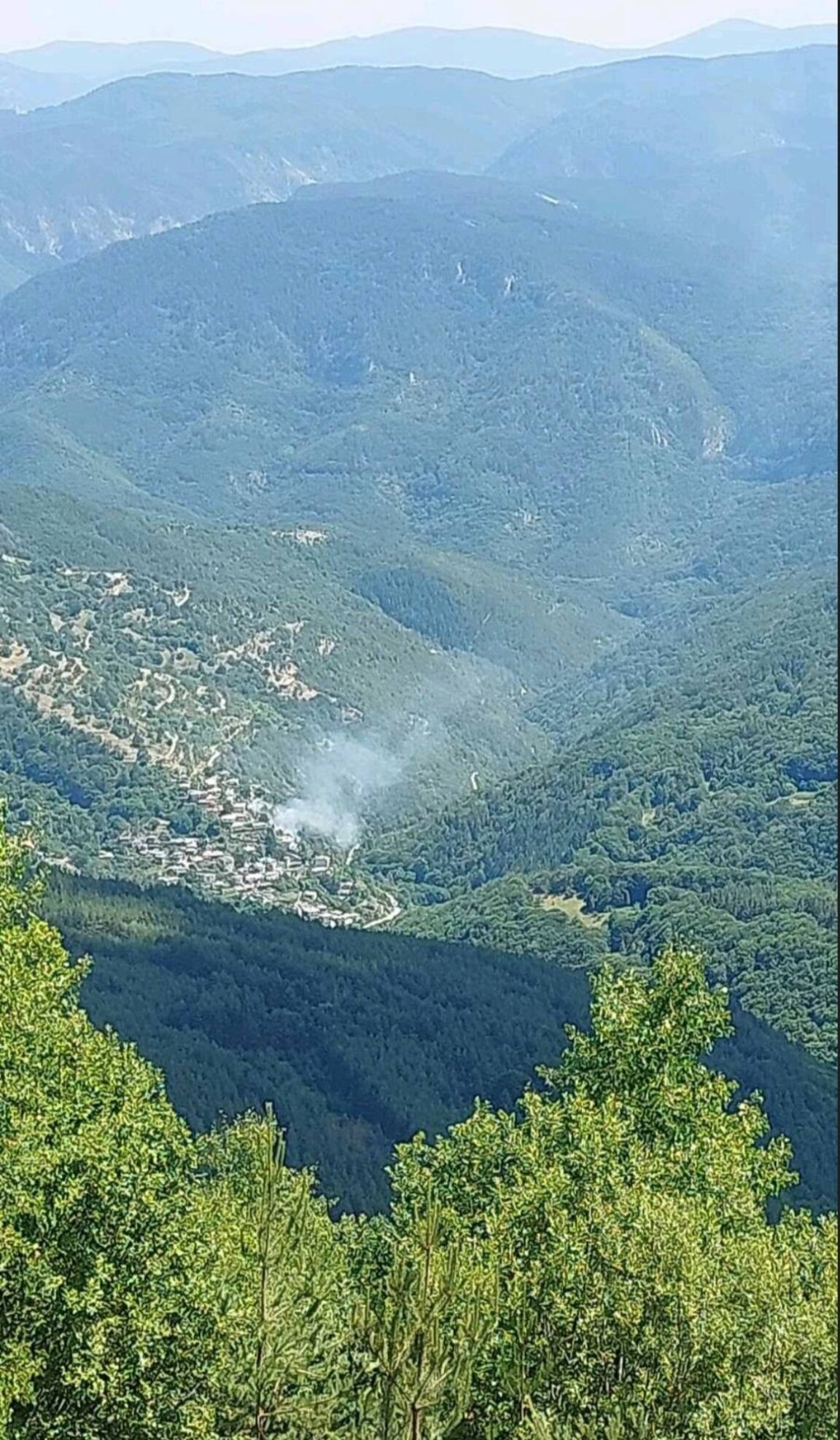 Угасиха пожара над село Косово