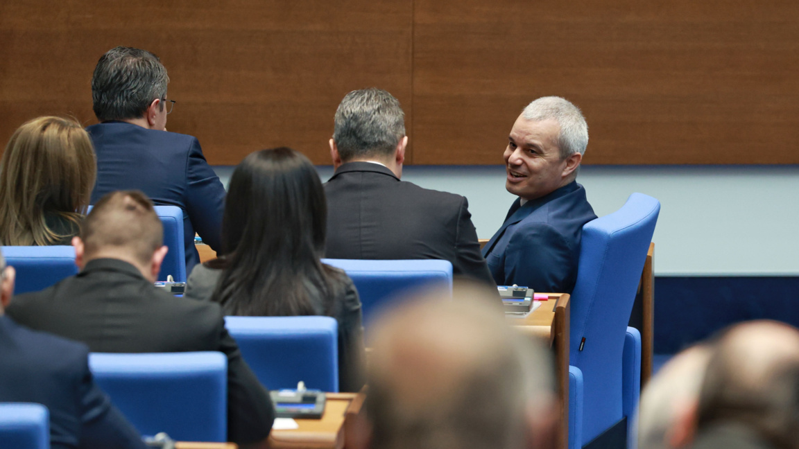 НС обсъжда ветото на Йотова върху промените в Изборния кодекс