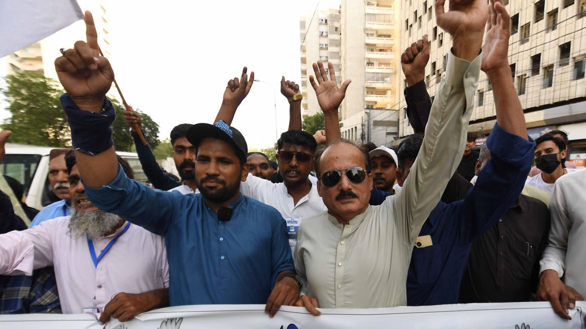 Акция на пакистански правозащитници след преговорите между Иран и САЩ, Карачи, 12 април 2026 г.