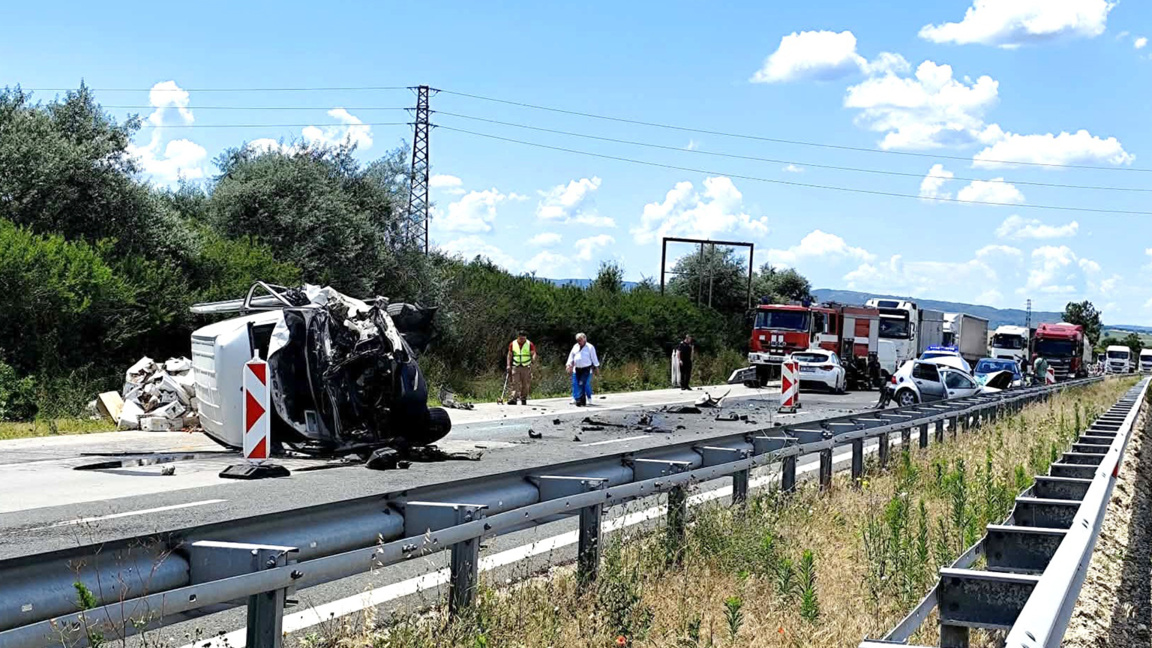 Trafik kazası nedeniyle, Şumen yakınlarındaki “Hemus” otoyolu trafiğe kapatıldı 