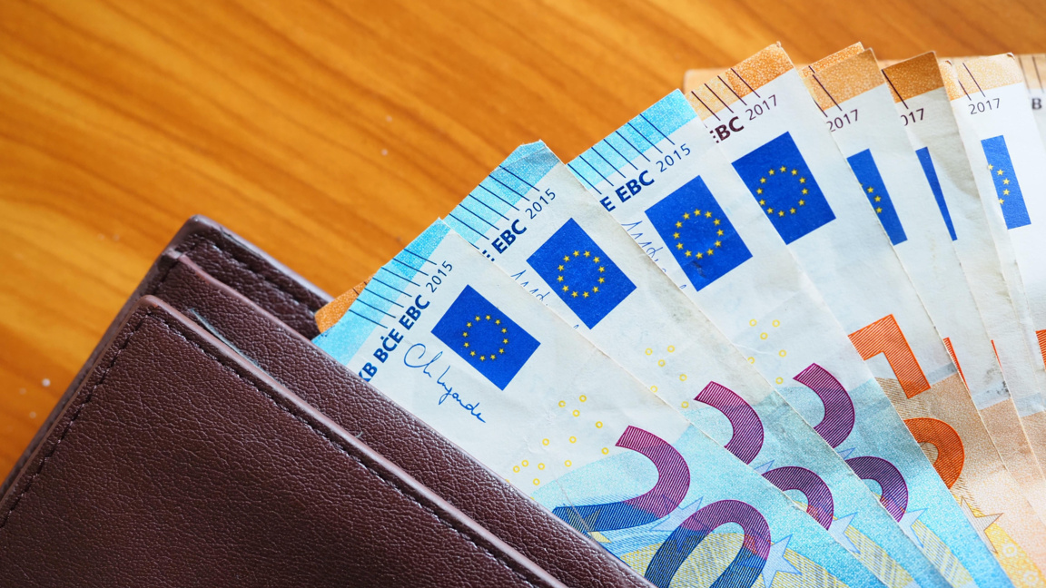 В Смолянска област са подадени над 1100 заявления за еднократната помощ