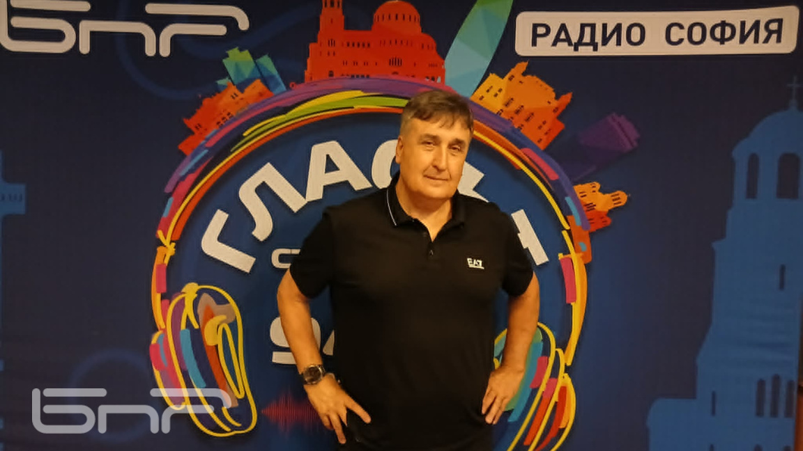 Веселин Маринов