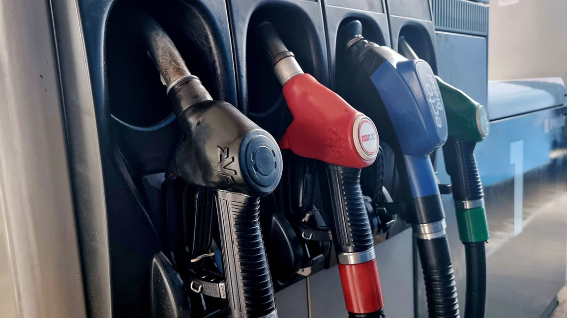 Един вид гориво масово поскъпва по бензиностанциите