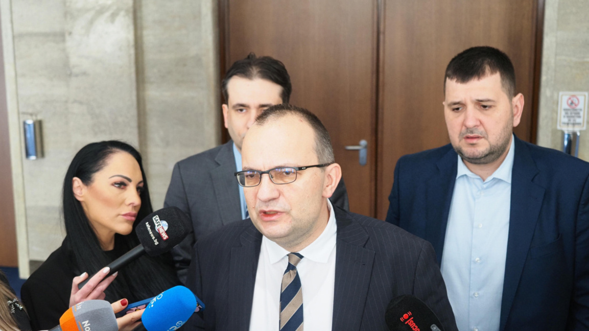 «Демократическая Болгария» потребовала объяснений по поводу цен на топливо