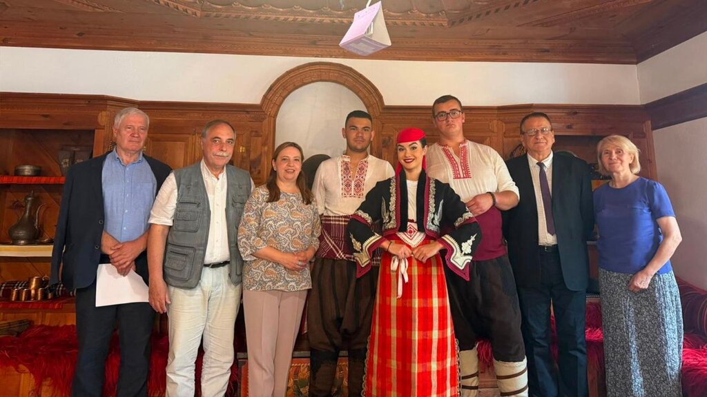 Поклон пред Ласло Наги - поета, който преведе България на унгарски език