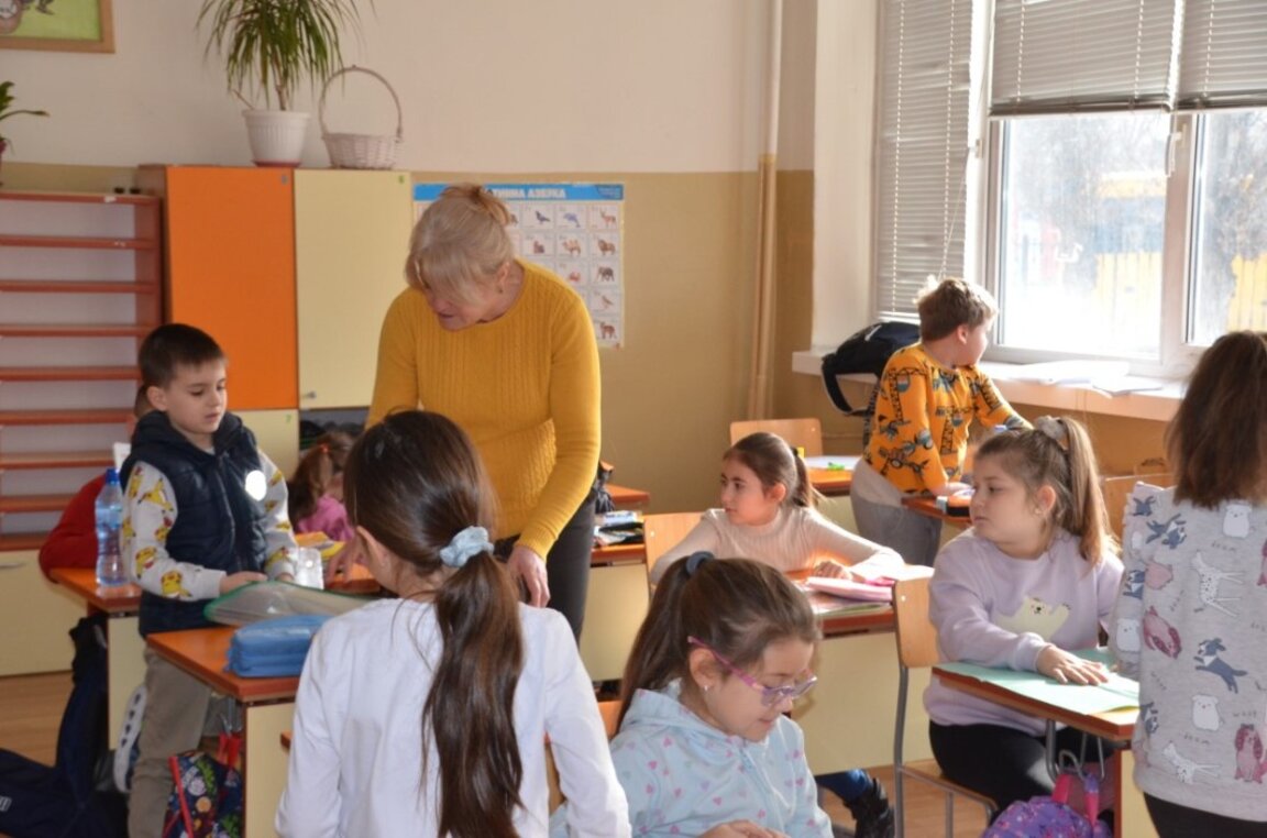 Децата да останат у дома, ако са със симптоми на грип