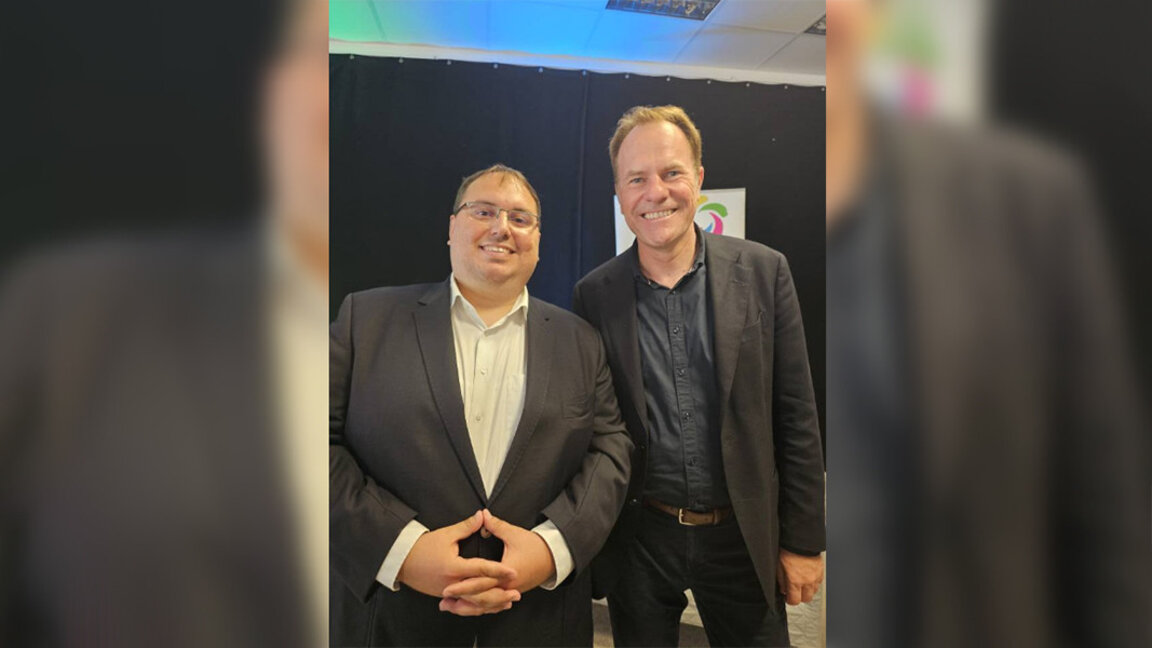 Daniel Dimow, Vorsitzender des Deutsch-Bulgarischen Vereins „Donau“ in Düsseldorf, und Stephan Keller, Oberbürgermeister von Düsseldorf