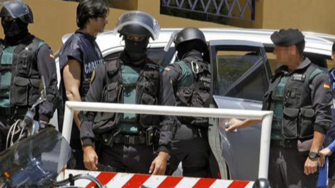 Испания полиция испанска полиция испански полицаи