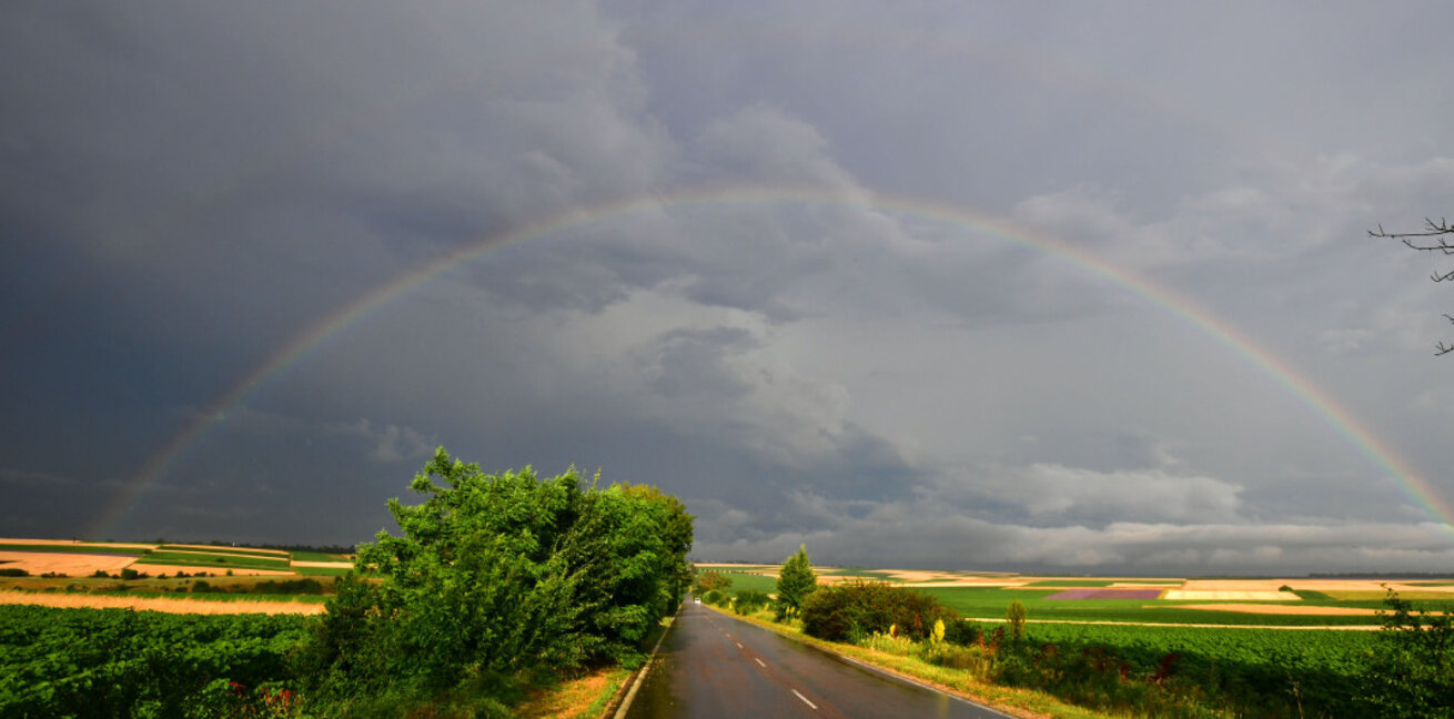 No change in temperatures expected; southern regions to see rain