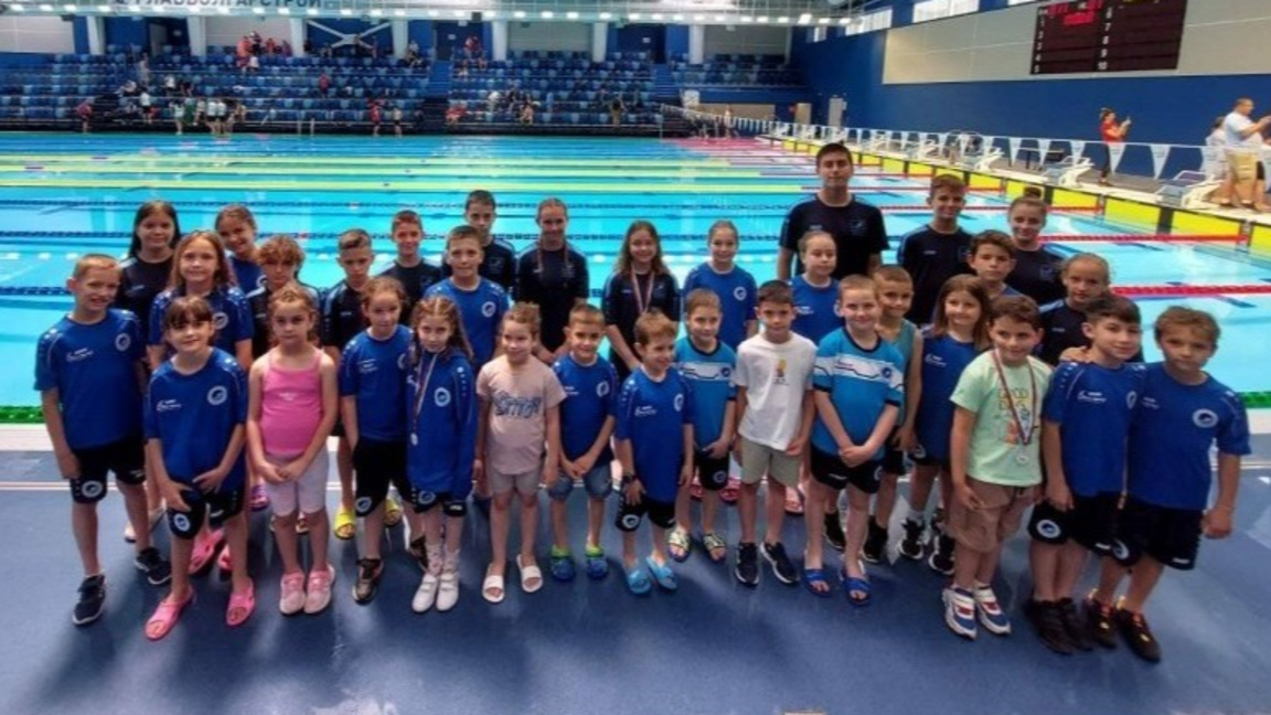 Малки плувци от СКП "Траяна"