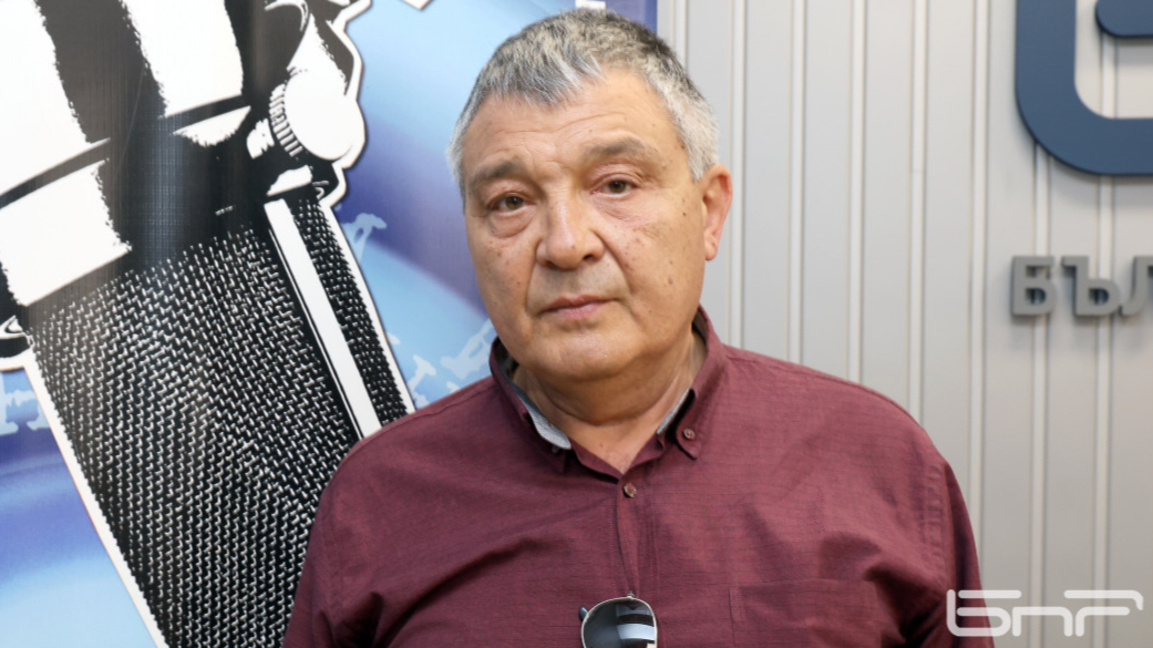Николай Свинаров
