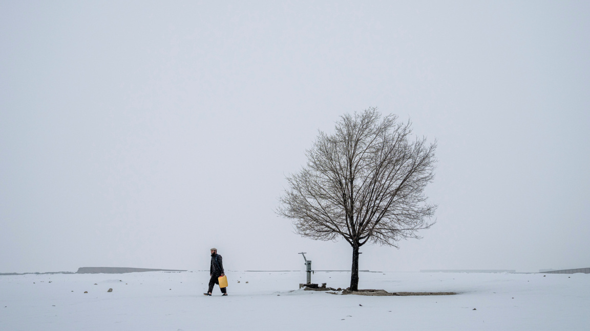 Снеговалежи и дъждове са причинили смъртта на най-малко 51 души в Афганистан
