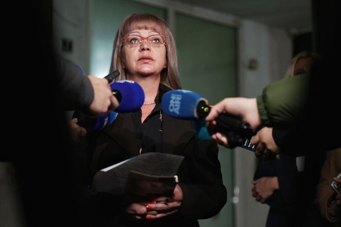 Прокурор Наталия Николова на брифинга по случая с убийството на двете деца в с. Вакарел -  2 февруари 2025 г.