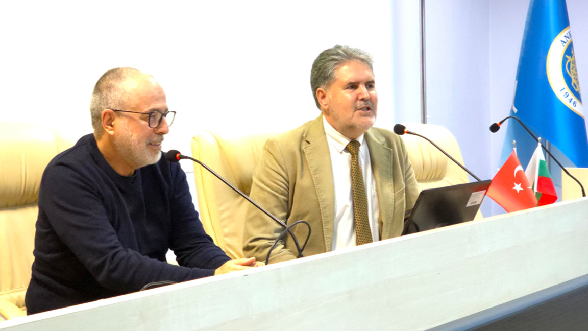 Türkiye ve Bulgaristan arasında tiyatro ...