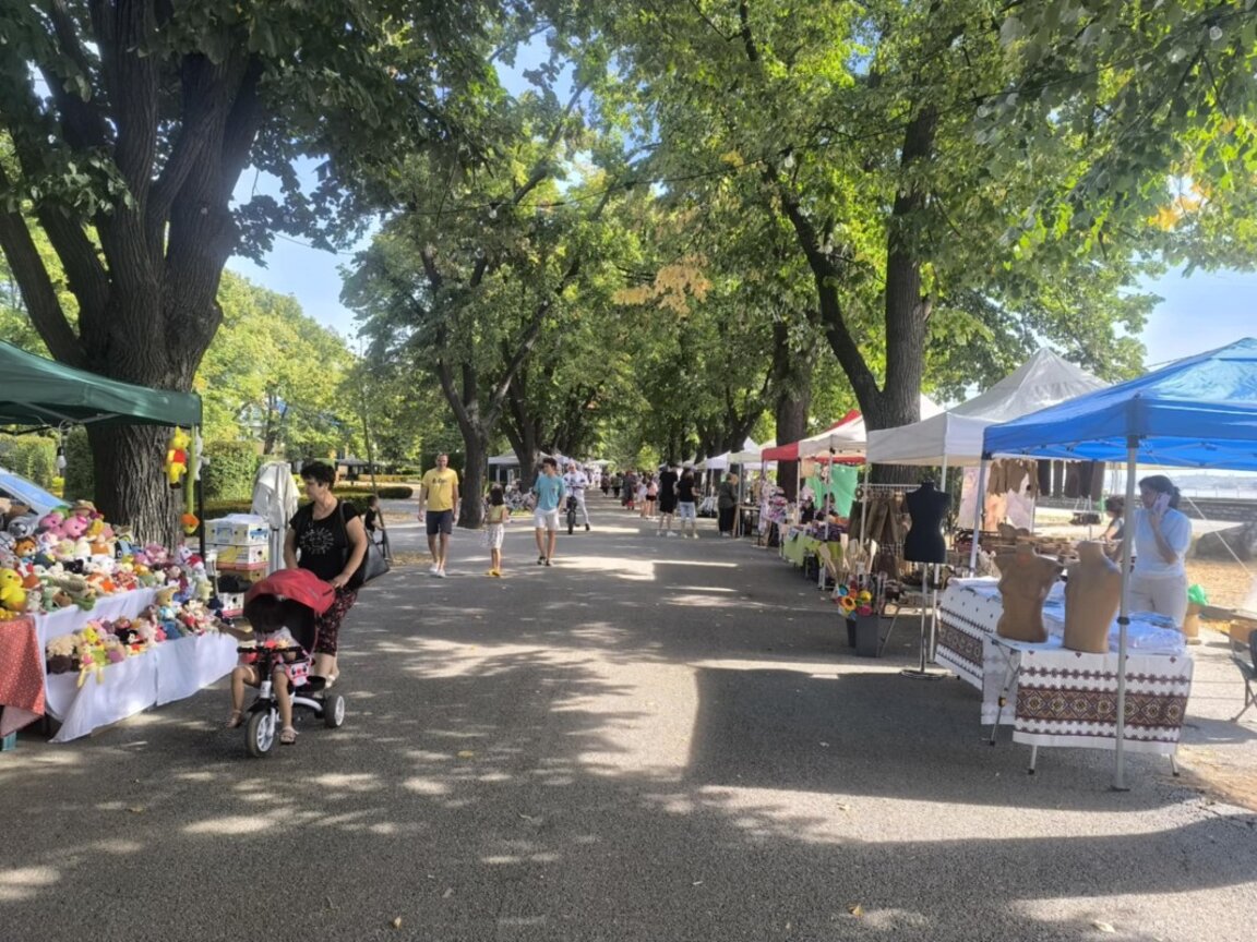 Снимката на 5 септември 2025 година