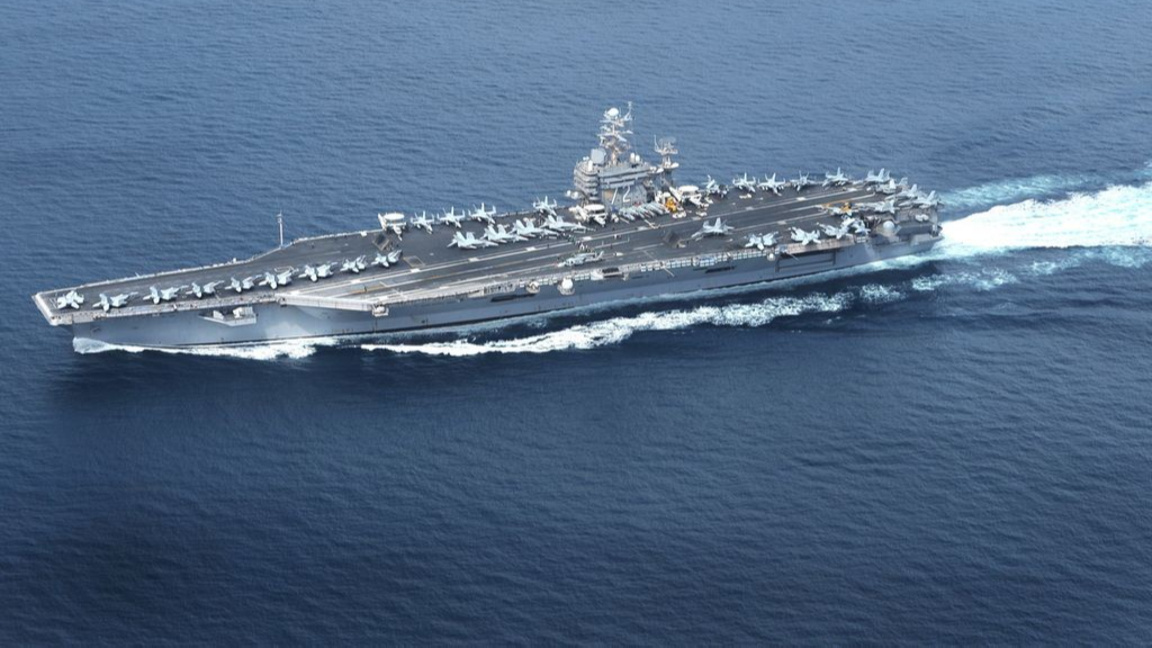 Самолетоносачът „Ейбрахам Линкълн“