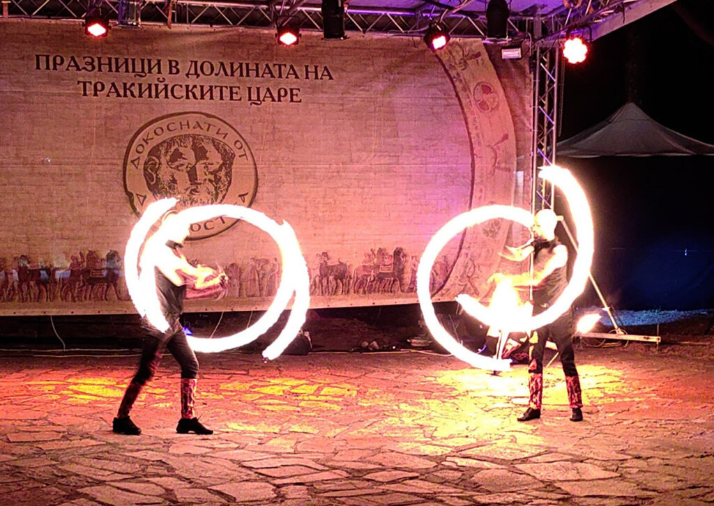 Опера и мюзикъл под звездите на Долината на тракийските царе