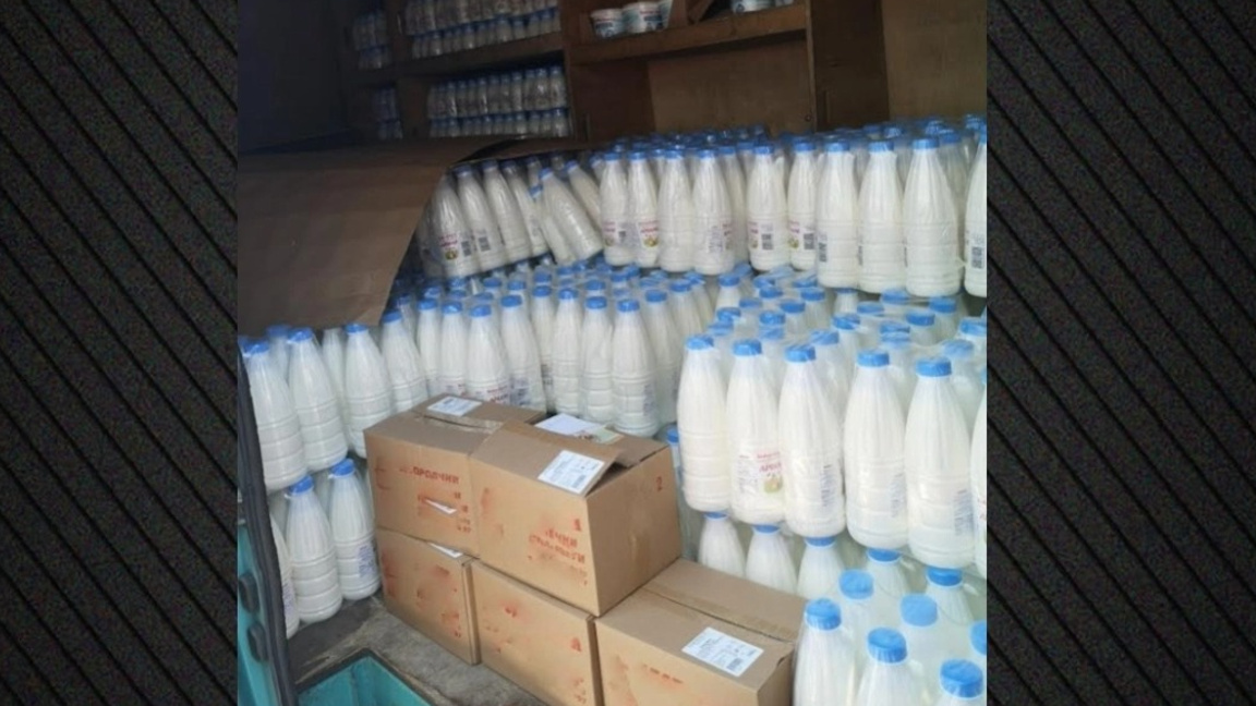 Над 2 тона млечни продукти от България спрени на пътя Маказа–Комотини
