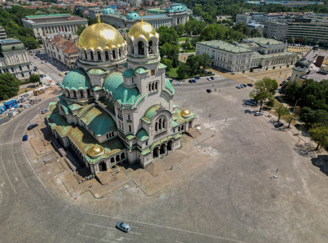 Подкрепящите шествието ще се съберат пред храм-паметника "Св. Александър Невски".