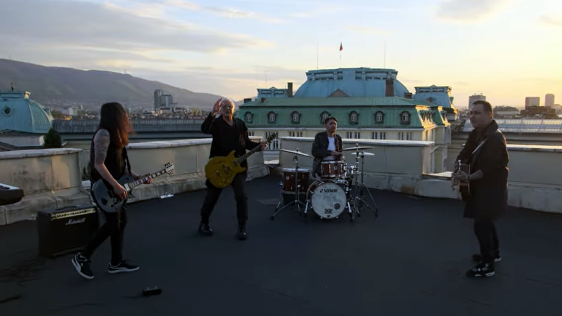 “I pathyeshëm” – debutimi i supergrupit të ri “Frontmen”