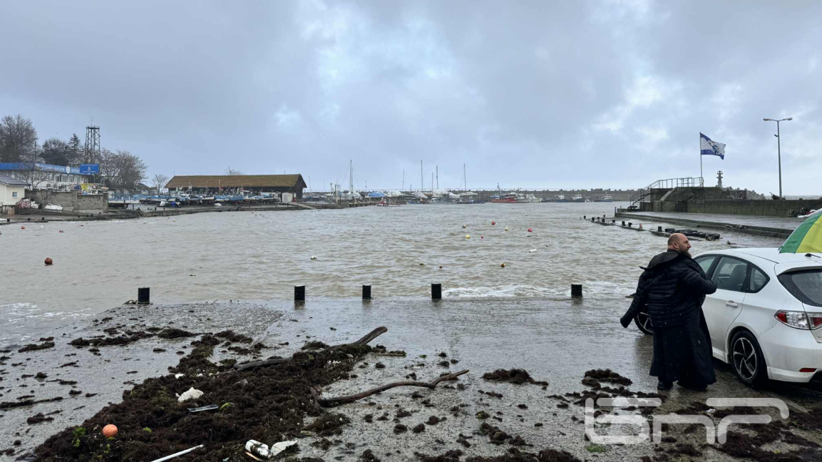 Община Царево също активира Bg-alert заради очаквани интензивни валежи