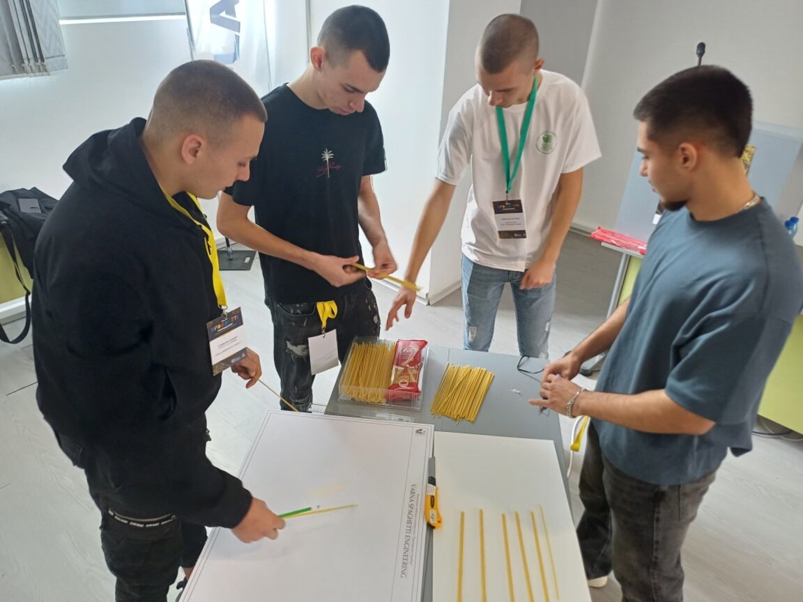 Шуменци триумфираха в XI издание на „Varna Spaghetti Engineering“
