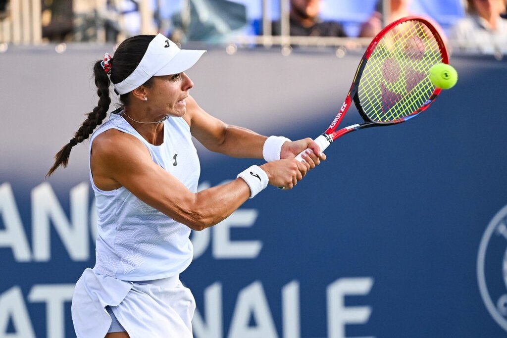 Виктория Томова отпадна от турнира в Синсинати