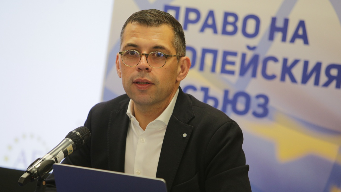 доц. Христо Христев