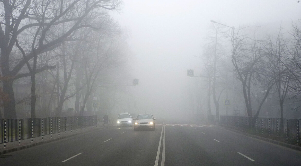 Предимно слънчево, в котловините мъгливо