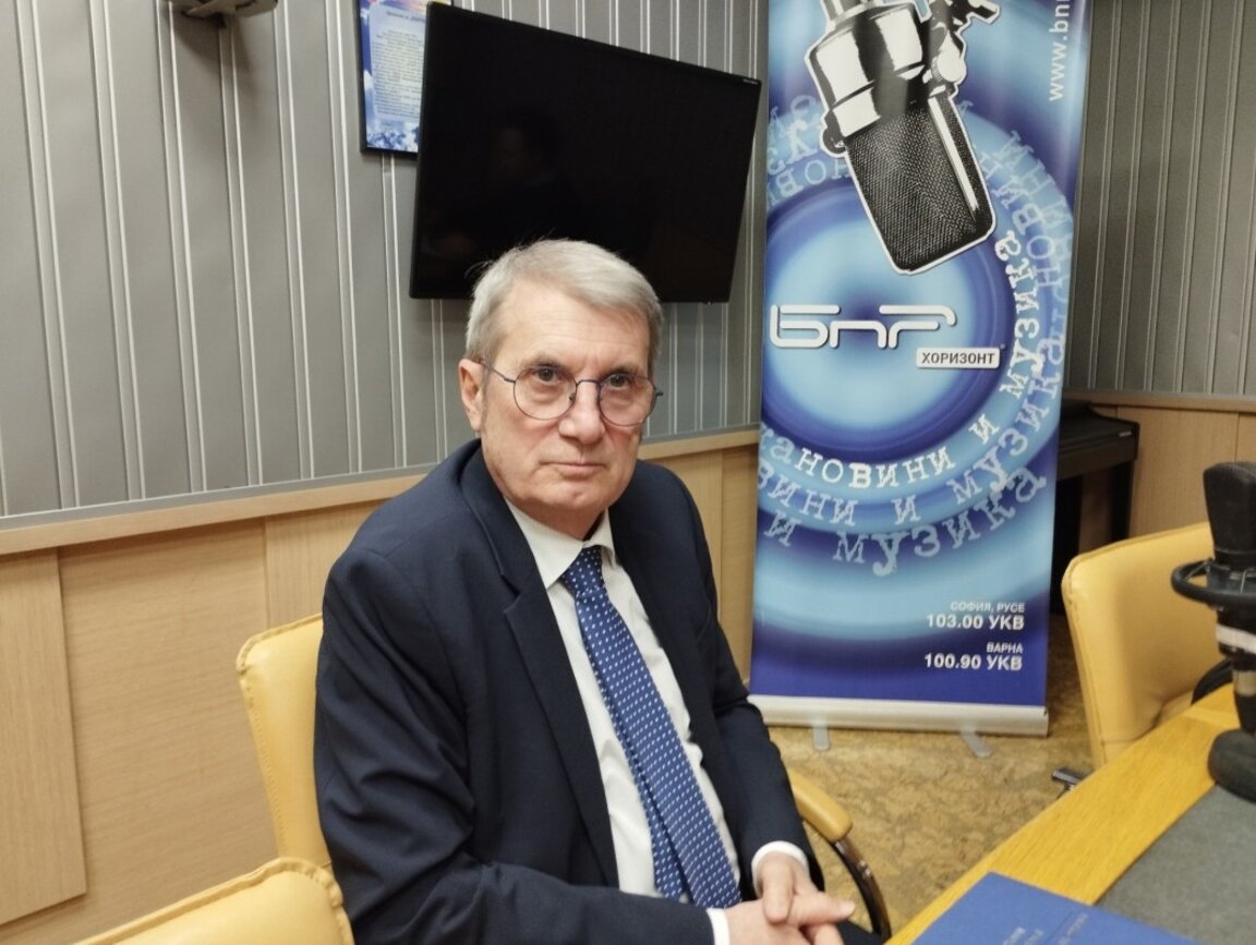 проф. Христо Хинков, министър на здравеопазването