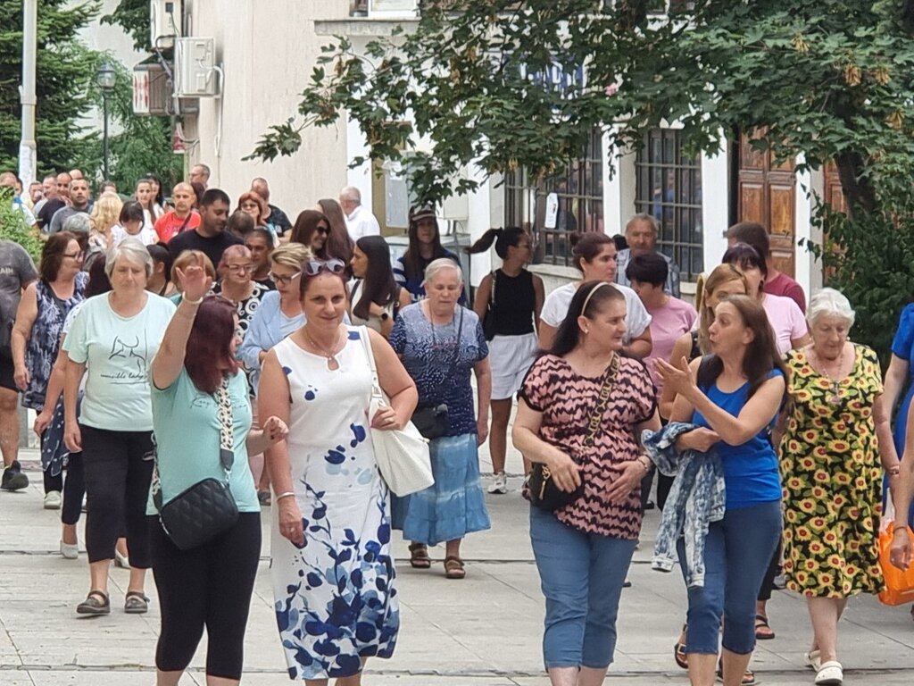 Жителите на Брезник на протест заради безводието