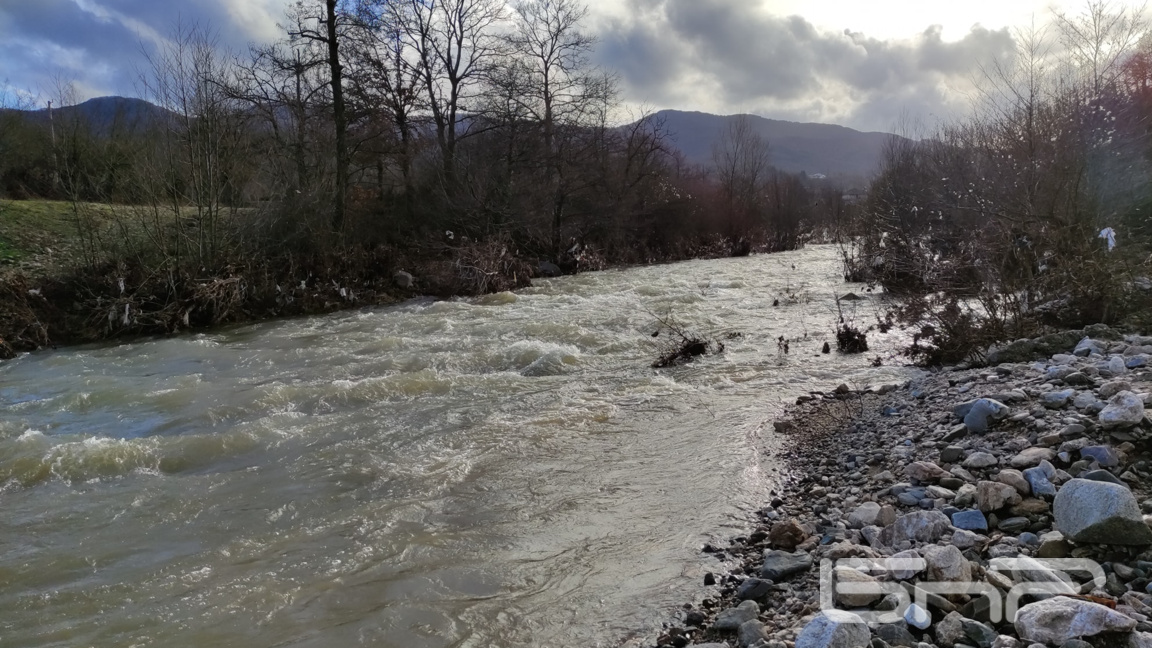 река Къзълач