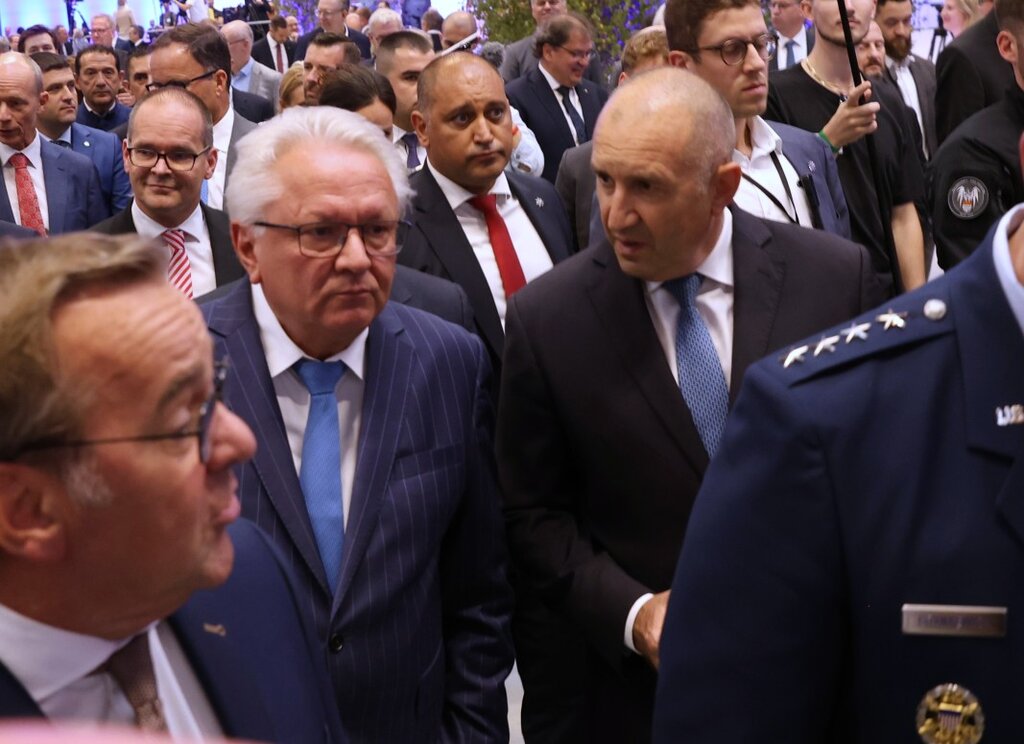 Visite de Roumen Radev en Allemagne...