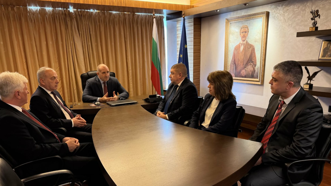 Румен Радев отива на изборите с коалицията "Прогресивна България" 