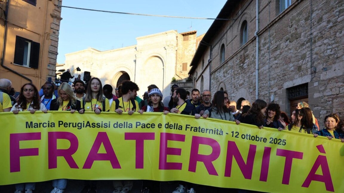 Над 50 000 души участваха в традиционния "Марш на мира" от Перуджа до Асизи в Италия