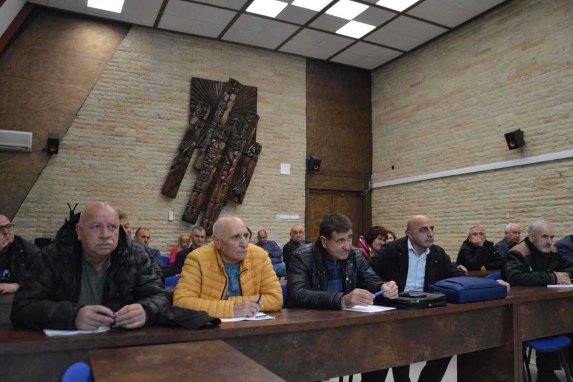 Община Благоевград назначава 11 местни жители за поддържане на чистотата в селата