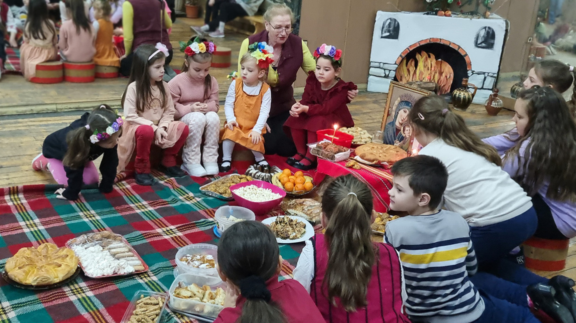 Бадње вече и Божић очима различитих генерација