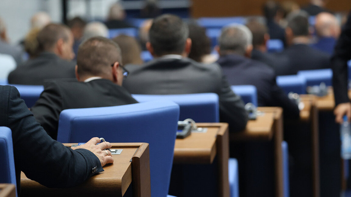 Парламент отказался занести веселящий газ в список наркотиков