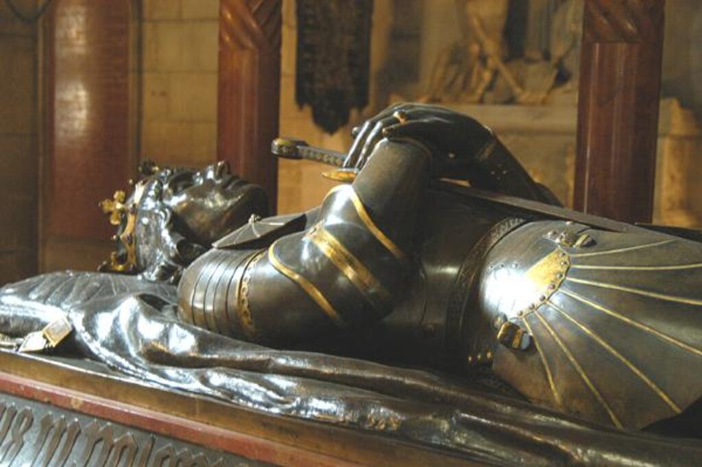 Parcul-muzeu „Vladislav Varnenchik” marchează 90 de ani de la inaugurarea mausoleului regelui Vladislav al III-lea