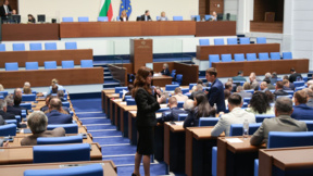 Обсъждат промените за минималната работна заплата