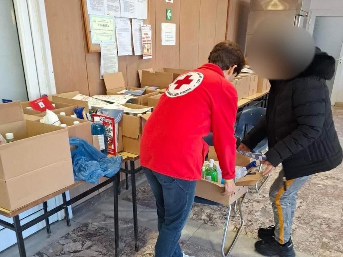 Раздават хранителни пакети във Врачанско
