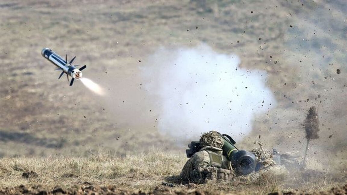 Qeveria miratoi një kontratë për blerjen e raketave antitank Javelin