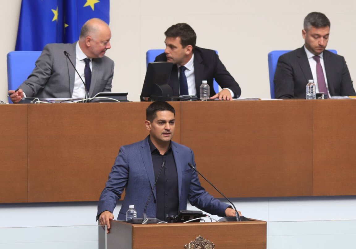 Независимият депутат Радостин Василев в Народното събрание - 1 септември 2023