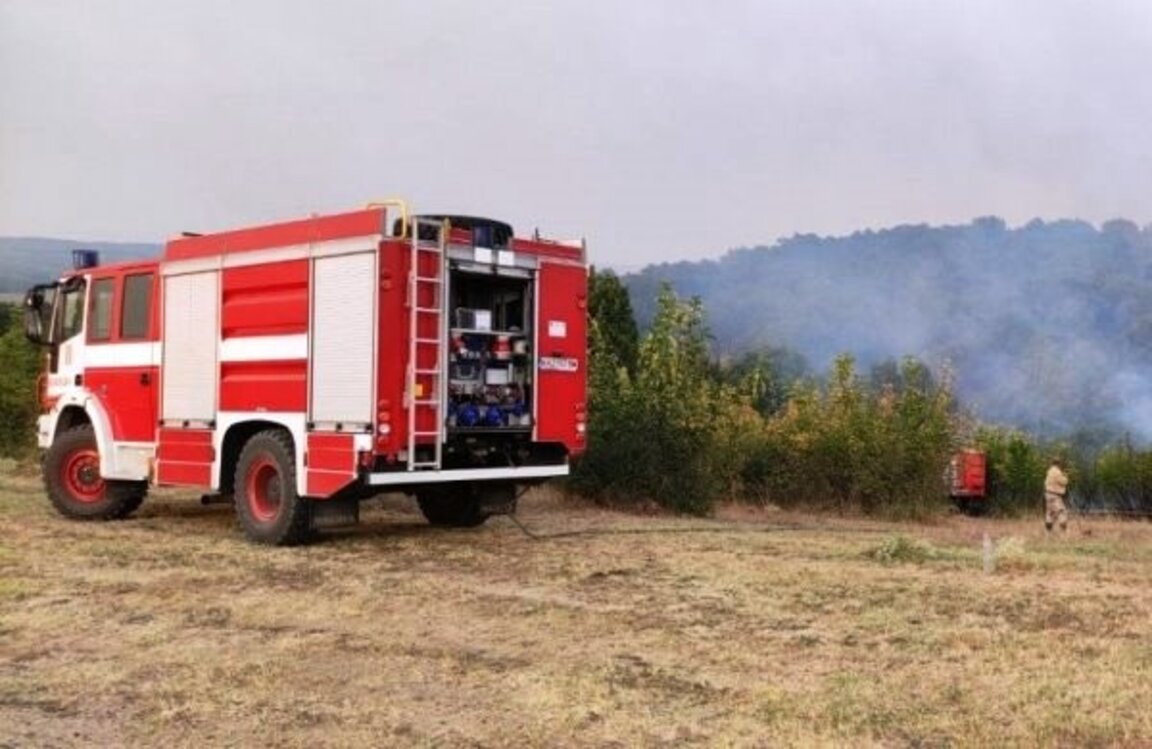 Изтеглят пожарните екипи от Средногорието