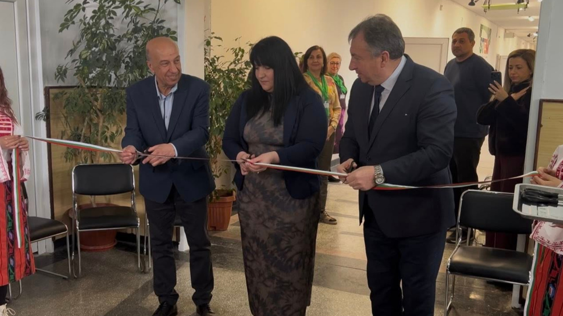 Откриване на STEM център в ПГССХТ в Шумен